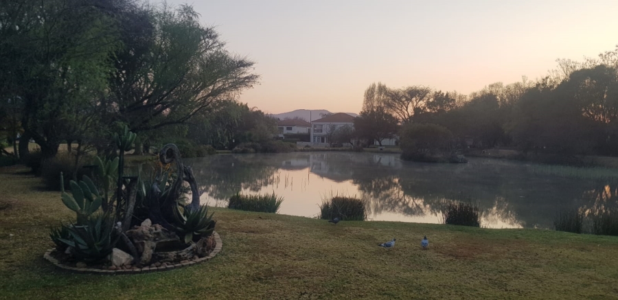 4 Bedroom Property for Sale in WestLake Country Safari Estate North West
